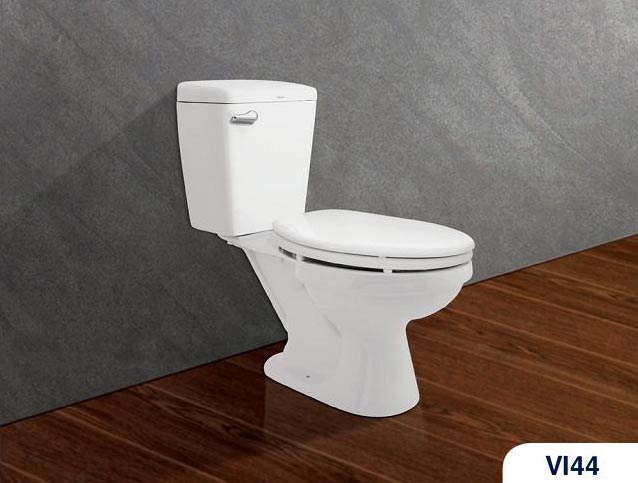 vi44 Mua bàn cầu Viglacera ở đâu