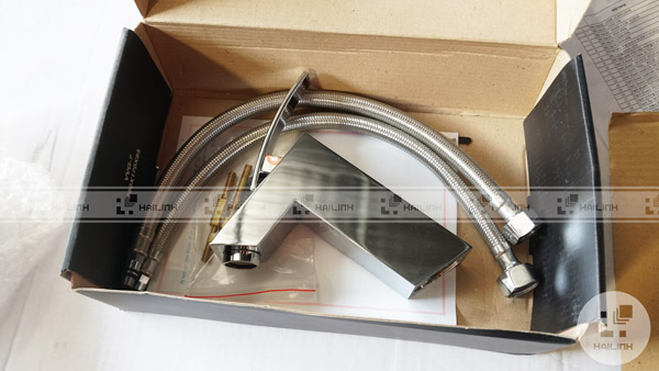 Ảnh vòi chậu Viglacera VG122 khi mở hộp