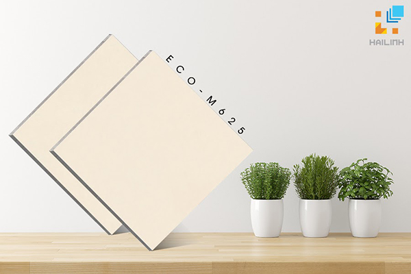 gach-lat-nen-nha-bep