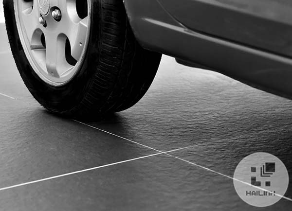 Gạch có độ bền cao, chống trơn trượt