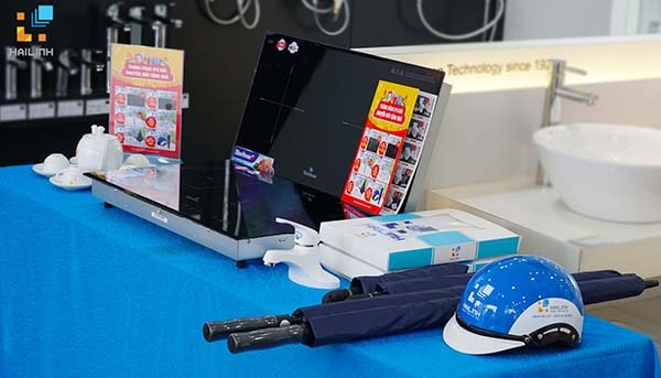 Các quà tặng hữu ích luôn sẵn sàng trao tay khách hàng