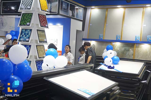 Tầng showroom Hải Linh LongBiên