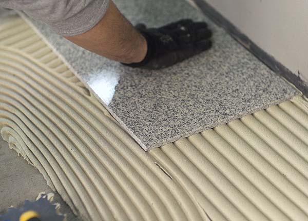 Cách lát gạch phòng khách đẹp