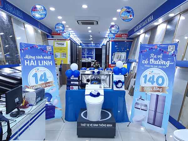 Hàng trăm khách hàng đến Hải Linh nhận quà tặng tri ân dịp Sinh nhật