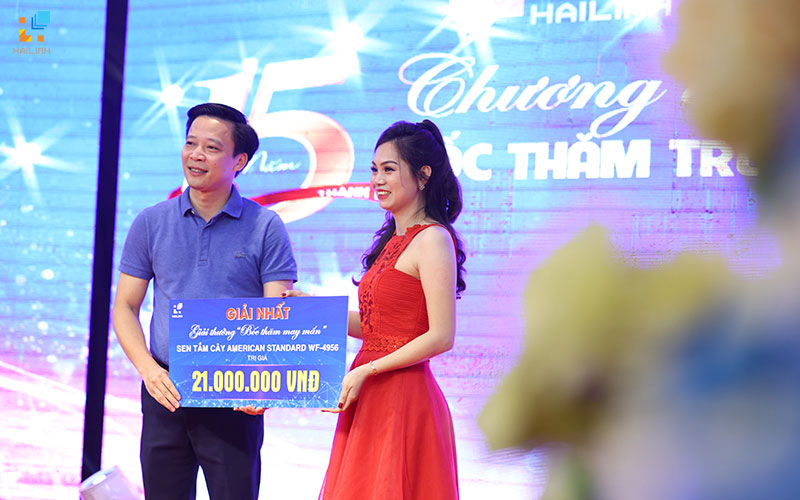 Lễ kỷ niệm 15 năm thành lập công ty TNHH kinh doanh thương mại Hải Linh